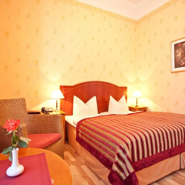 Room, Double Bed, Safestay Berlin (ex. Kult Hotel Auberge) 5/8