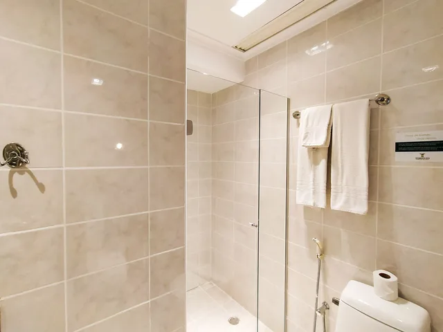 غرفة قياسية بسريرين منفصلين، Savassi Village Ex Toronto Tower Residence 2/3