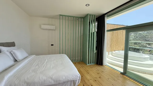 White, House, Queen Bed, Private Pool, Hot Tub، Seaview Faralya Boutique Hotel 1/4