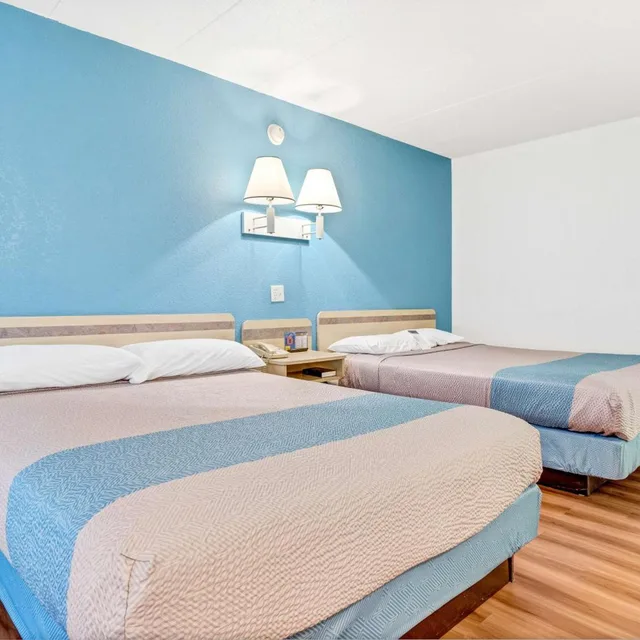 غرفة بسريرين كوين، Motel6 Big Springs, NE 7/10