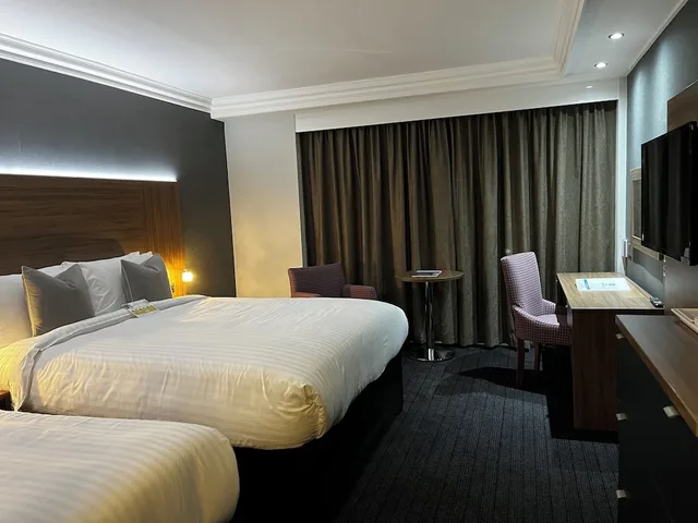 غرفة سوبيريور بسرير كينج وسرير فردي، Best Western Plough & Harrow Hotel 3/4