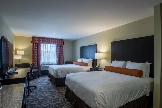 غرفة بسريرين كوين لذوي الإعاقة، Cobblestone Inn & Suites - St. Mary S 5/6
