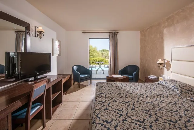 Superior, Double or Twin Bed, Shared Pool، Central Hersonissos Hotel 1/1