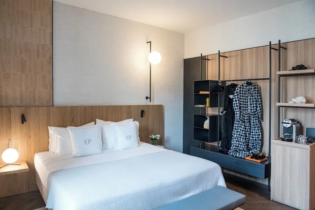 غرفة ديلوكس بسرير كينج بإطلالة على المدينة، Hotel Europa 6/10