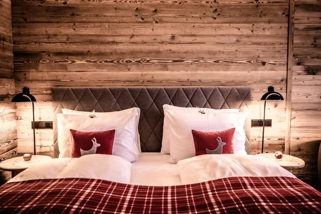 غرفة قياسية بسرير كينج، Hotel Kitzhof Mountain Design Resort 3/6