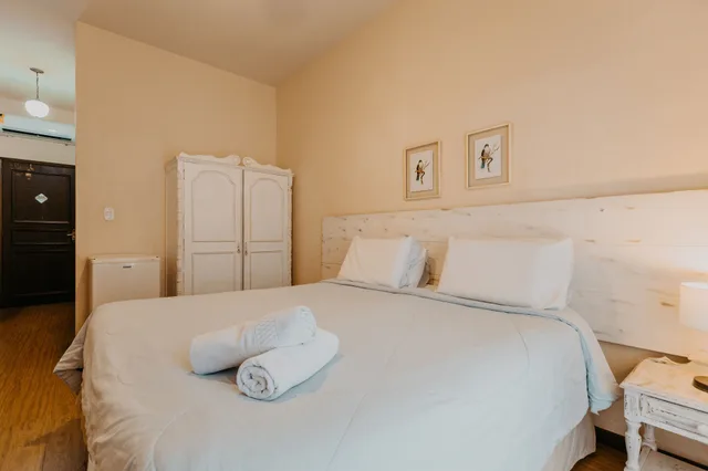 غرفة قياسية بسرير مزدوج بشرفة، Hotel Vila Bavaria 4/5