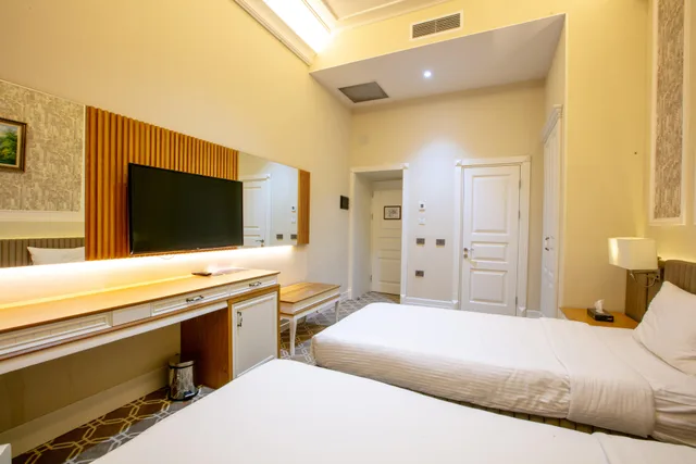 غرفة اقتصادية بسريرين منفصلين، Theatrum Hotel Baku 1/3