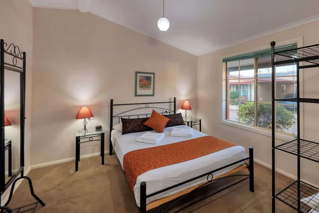 جناح بسرير كوين وسريرين فرديين، Comfort Inn Crystal, NSW 2/3