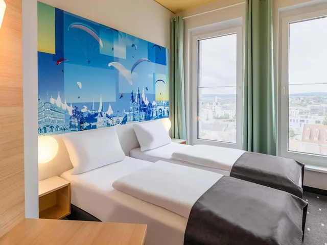 غرفة بسريرين منفصلين، B&B Hotel Fulda 1/3