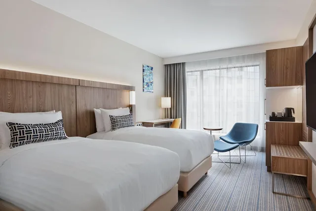 غرفة بسريرين منفصلين بإطلالة على الفناء، Courtyard by Marriott Szczecin City 1/4