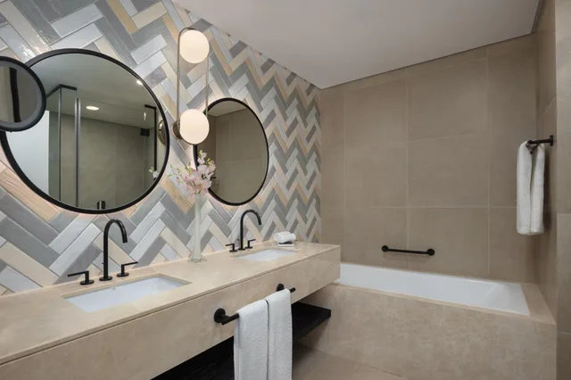 1 Bedroom, Suite, Beach Front، Sofitel Ras Al Khaimah Al Hamra Beach Resort 10/10