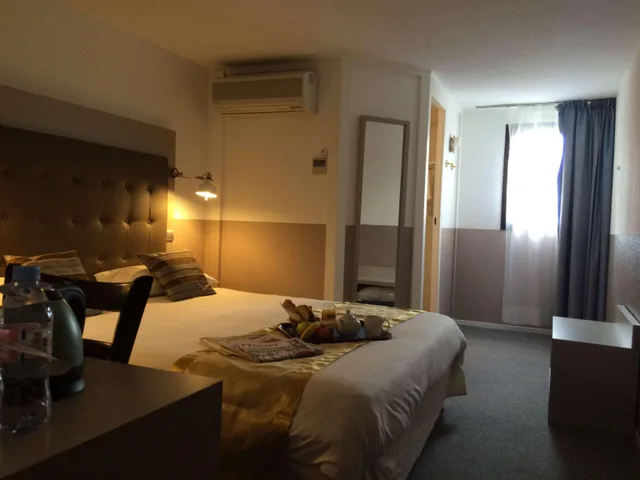 غرفة قياسية، Kyriad Argenteuil 4/7