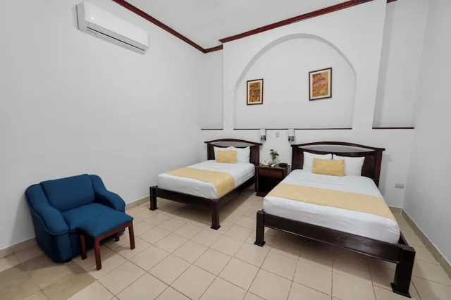 غرفة سوبيريور بسريرين كوين بإطلالة على الحديقة، Real La Merced Hotel 2/5