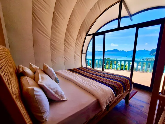 Glamping, Dome, King Bed, Karuna El Nido Villas 1/1