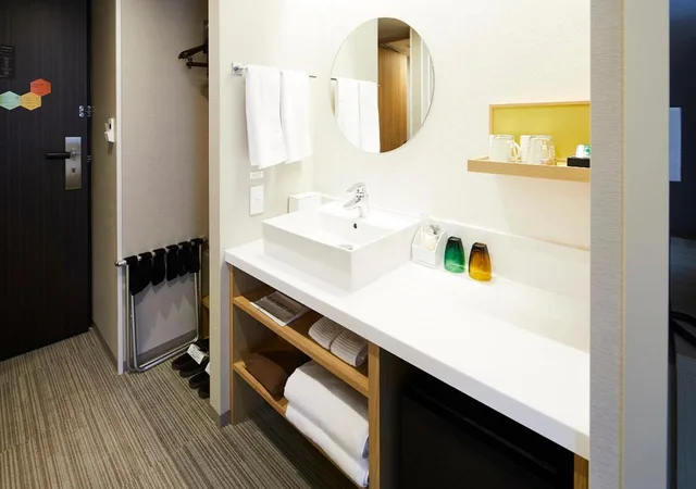 غرفة سوبيريور بسريرين منفصلين مع دخول الصالة للمدخنين، Hotel INTERGATE KANAZAWA 4/6