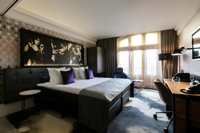 Room, Double Bed, Clayton Hotel Amsterdam American 1/1