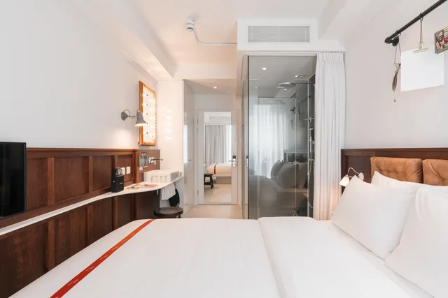 Lovely، Ruby Stella Hotel London 1/7