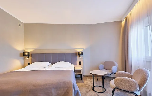 غرفة كلاسيكية بسريرين منفصلين مع سرير إضافي، Hotel Aurora Family Spa 10/10
