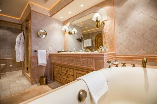 3 Bedrooms, Premium, Apartment, Balcony, Hotel de la Loze 5/5