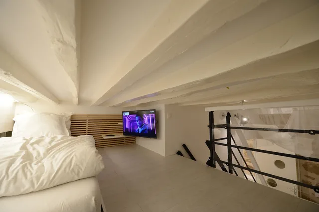 Sweet, Garden, Apartment, Twin Beds, 2 Sofa، Les Patios Du Marais 3/6