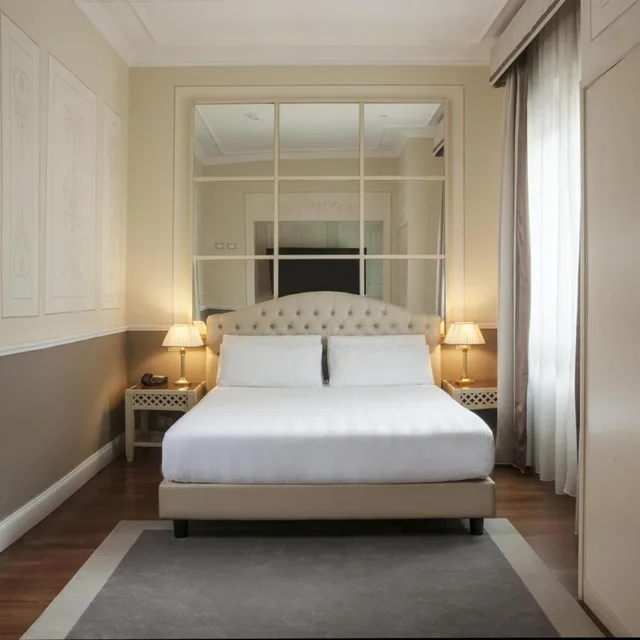 Junior Suite, Radisson Blu Ghr Hotel Rome 1/6