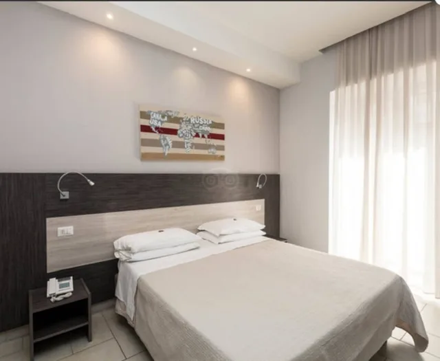 غرفة بسريرين منفصلين، Napoli Suite Hotel 2/7