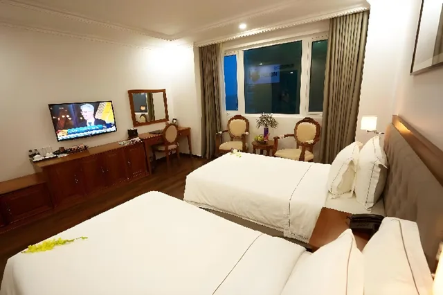 غرفة ديلوكس بسرير مزدوج بإطلالة جزئية على البحر، PARACEL DANANG HOTEL 1/1