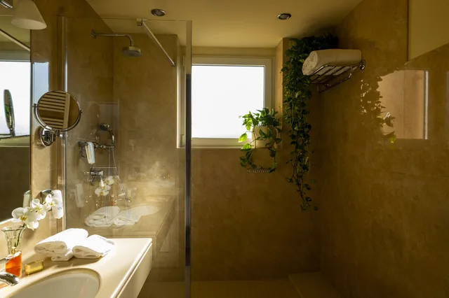 غرفة سوبيريور ثلاثية بسرير مزدوج مع أريكة، Hotel Accademia Verona 9/9