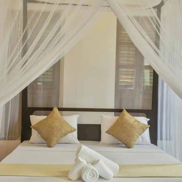 Deluxe, Double Bed, The Manor House By Sansi 4/5
