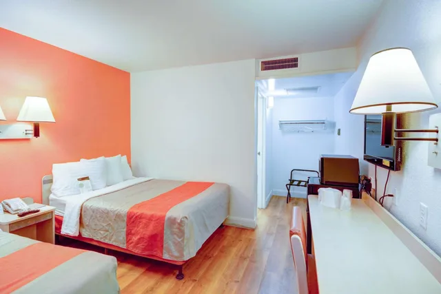 Deluxe, Quadruple, Motel6 Saint George, UT - University/Historic Downtown 7/10
