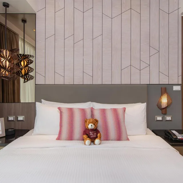 استوديو بريميير، Somerset Central Salcedo Makati 5/7