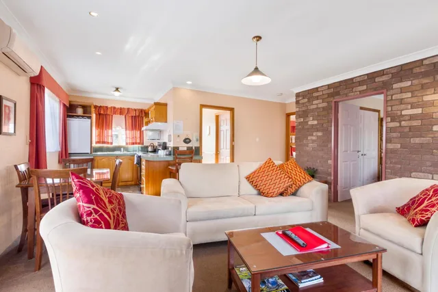 2 Bedrooms, Cherry, Cottage، Swansea Cottages & Motel Suites 2/2