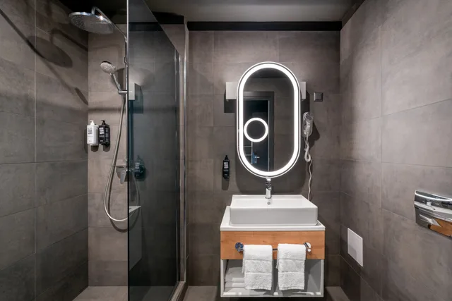 غرفة قياسية بسرير كوين، ibis Bucharest Politehnica 8/8