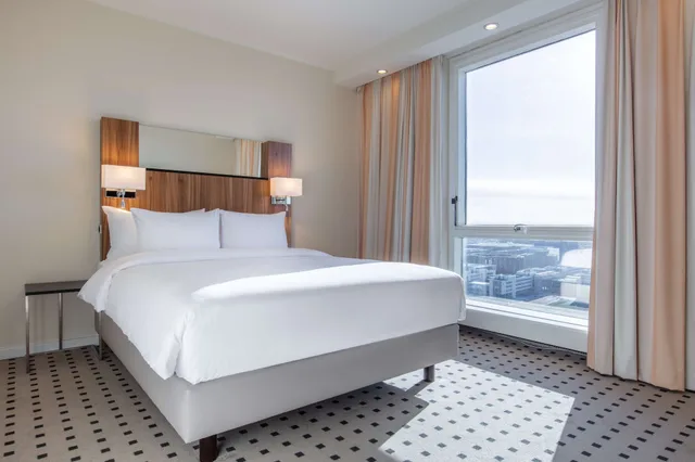 Family, Queen Bed, Radisson Blu Scandinavia Copenhagen 5/10