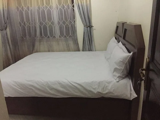 غرفة ديلوكس بسرير مزدوج، Bunyonyi Inn Hotel 1/2