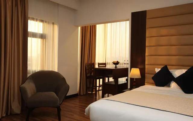 Diplomatic Suite، فندق جولدن توليب للأجنحة الفندقية(Golden Tulip Al Khobar Suite Hotel) 2/2