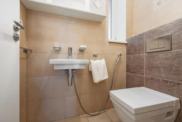 شقة ديلوكس بسريرين كوين، Antares Hotel 4/6