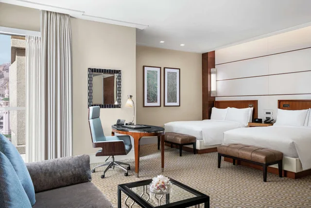 Superior, 2 Queen Beds, Partial Haram View, Kitchenette، فندق كونراد مكة(Conrad Jabal Omar Makkah) 7/10