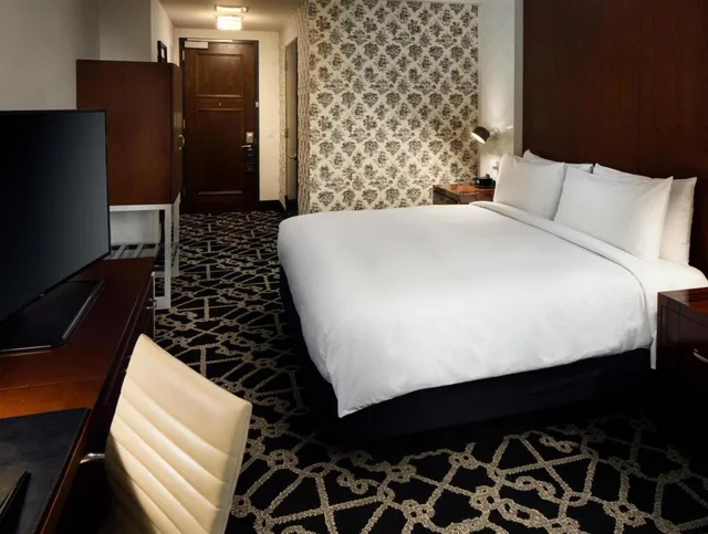Room, King Bed, Executive Level, Accessible، Hilton Brooklyn New York 4/7