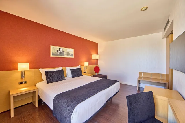 غرفة بسرير مزدوج بشرفة، Civis Luz Castellon (ex Sercotel) 2/6