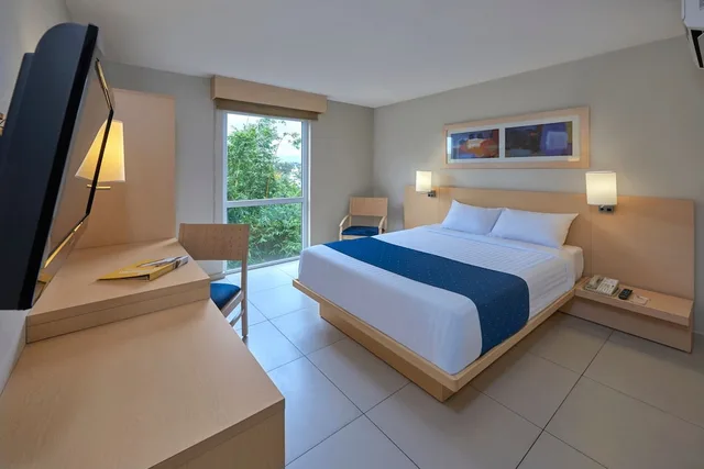غرفة بسرير كوين، City Express by Marriott Xalapa 2/3
