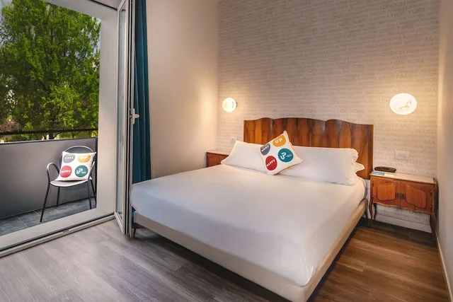 غرفة سوبيريور بسرير مزدوج وسرير بطابقين، Up Hotel 1/6