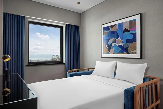 Premium, Suite, King Bed, Sea View, Four Points by Sheraton Istanbul Pendik 2/5