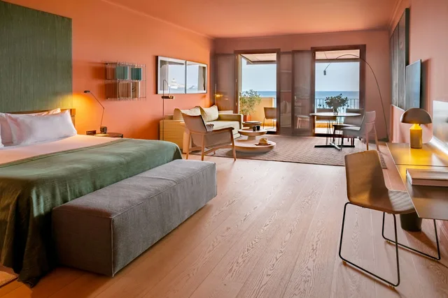 جناح، Hotel Calatrava 1/3