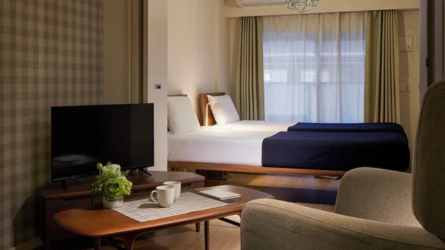 غرفة رباعية بسريرين منفصلين وسرير كوين مع أريكة، Kario Sasazuka Terrace 8/10