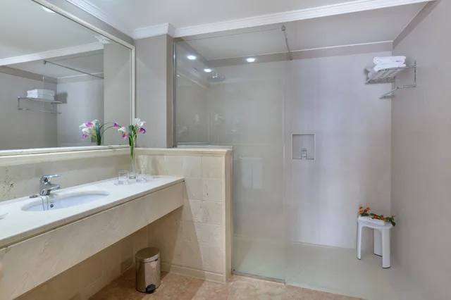 جناح بسرير كينج بإطلالة على البحر بشرفة مع أريكة، Hipotels Natura Palace - Adults Only 2/3