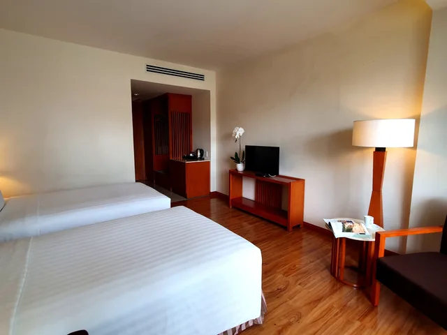 Senior, Deluxe, Double Bed, Saigon Hotel 5/8