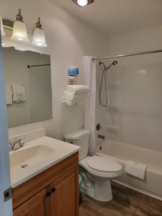 Condo, Deluxe, 2 Double Beds, Dune View، Chautauqua Resort & Conference Center 2/3