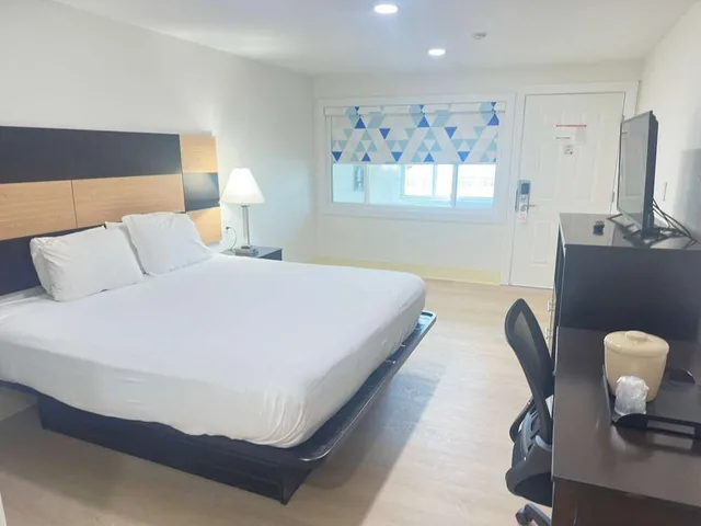 غرفة قياسية بسرير كينج، Eastern Inn 1/10