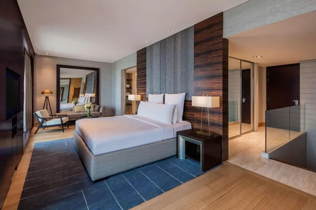 Presidential, Suite, King Bed, Hilton Kuala Lumpur 2/6